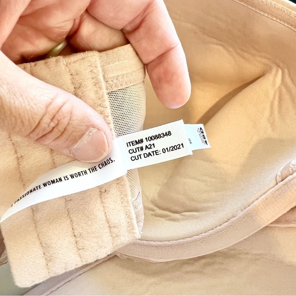 Torrid Bra Womens 48D Beige Nude Curve Lightly Lined Strapless Padded Lace - Picture 10 of 10